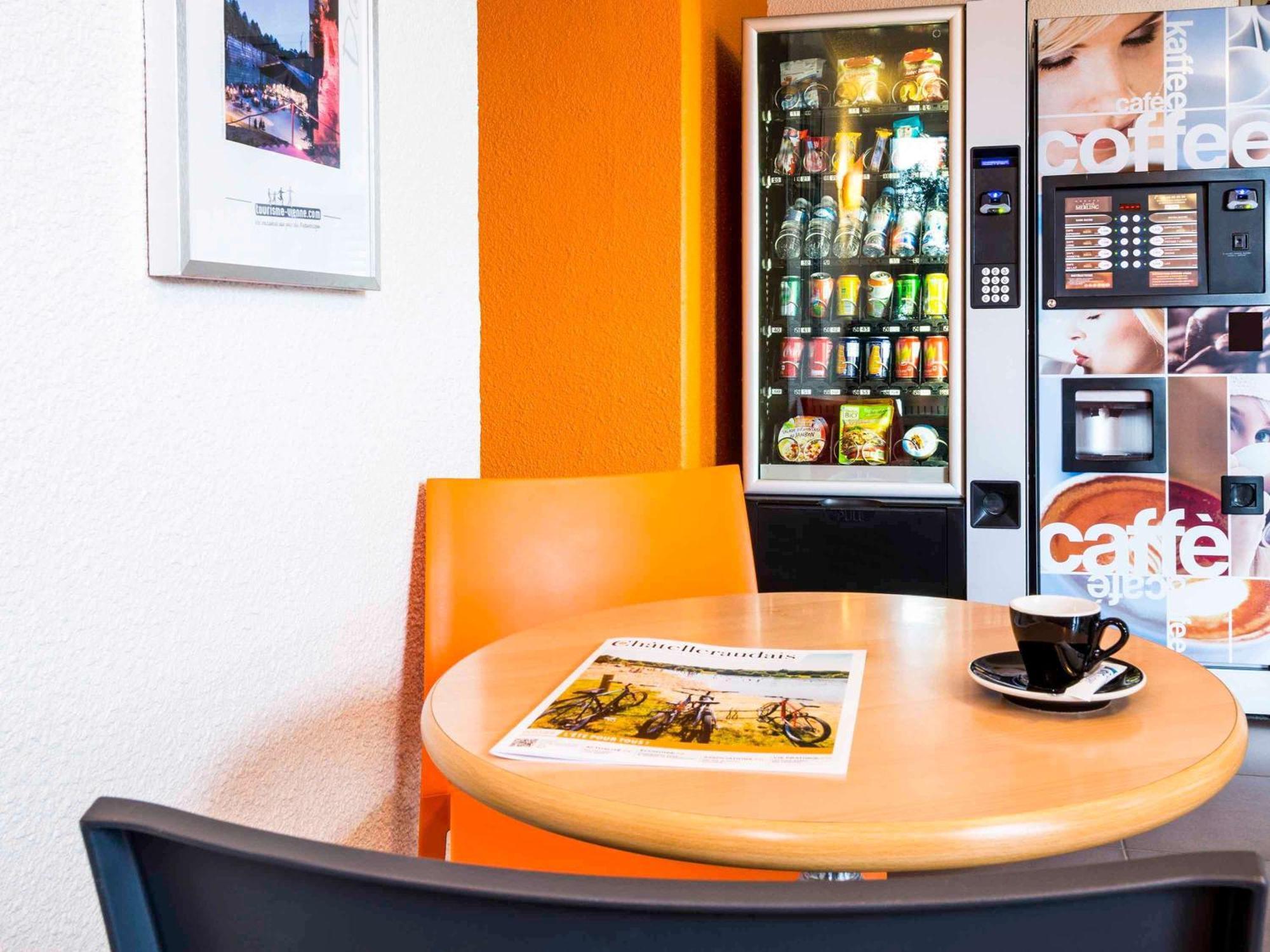 Ibis Budget Chatellerault Nord מראה חיצוני תמונה